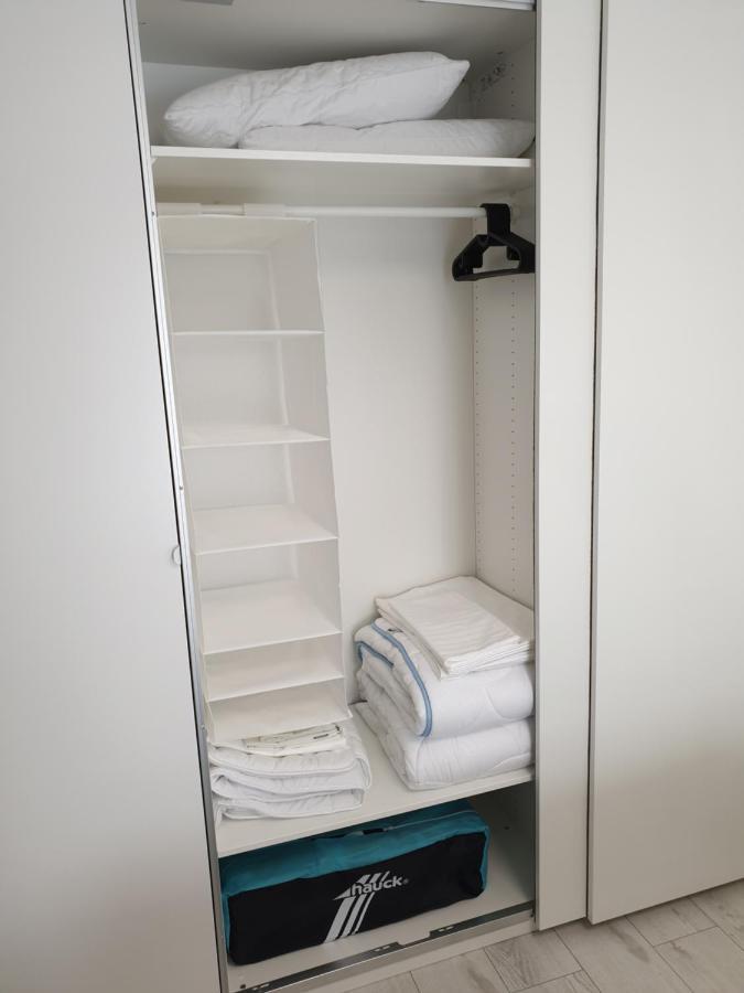 Private Apartment, Aircondition, Hd Tv Pl & De, Wifi, Garage, Fully Equipped, Near Beach Kołobrzeg Eksteriør bilde