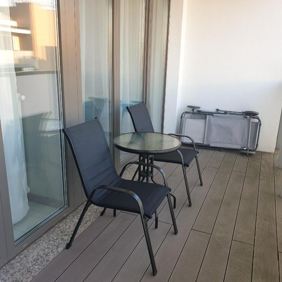 Private Apartment, Aircondition, Hd Tv Pl & De, Wifi, Garage, Fully Equipped, Near Beach Kołobrzeg Eksteriør bilde